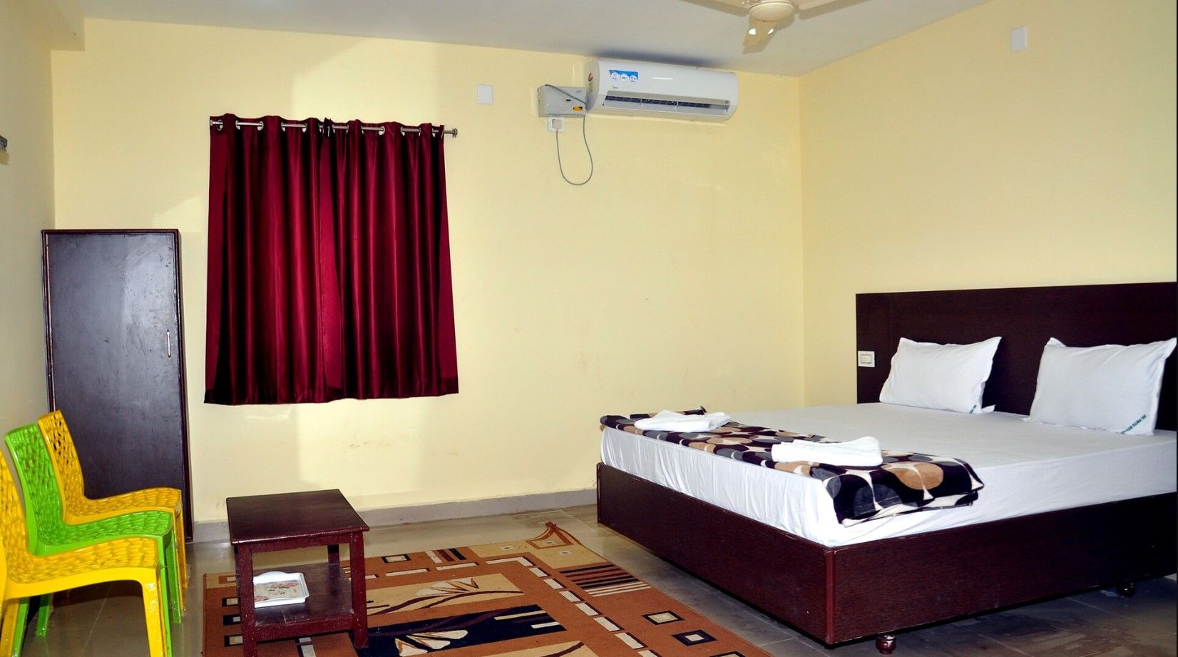 Sai Priya Residency Suite room 4