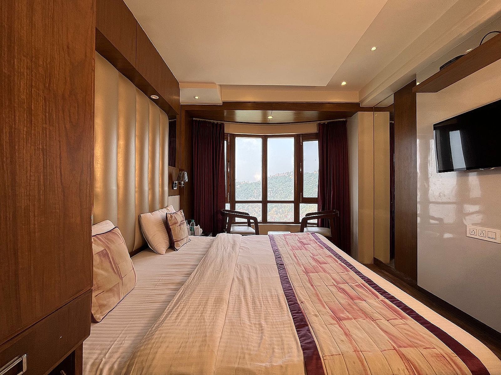 Mahaveer Shimla By Royal Collection Hotels Family Room