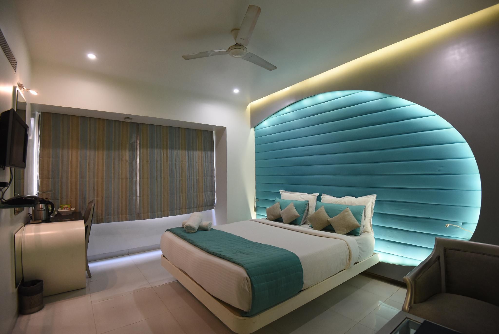 VITS Sharanam Thane Deluxe Double Room (1 Double Bed or 2 Twin Beds) 8