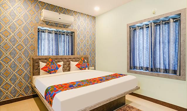  FabHotel Lio7 Grand Deluxe Room  2