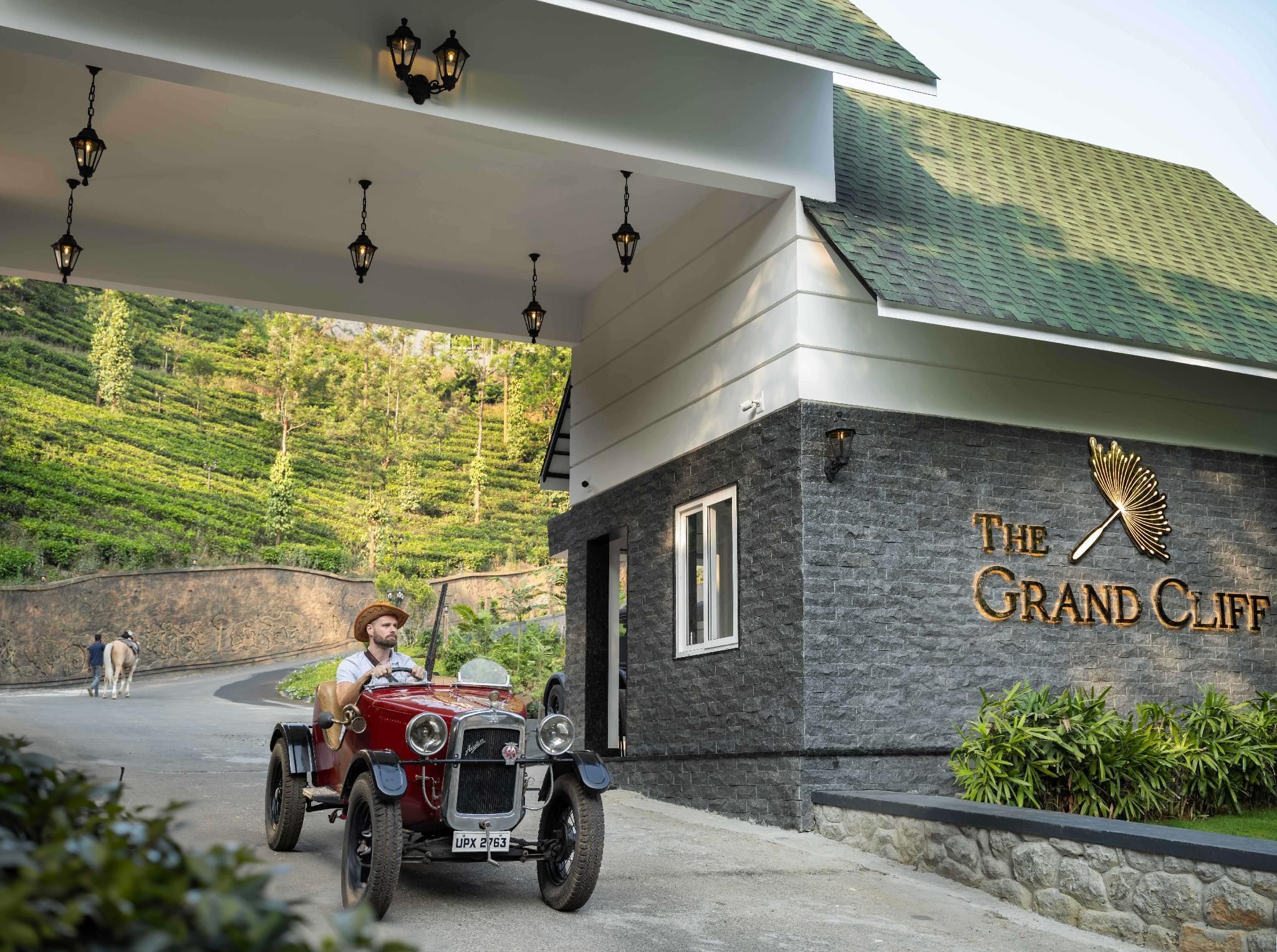 The Grand Cliff Resort
