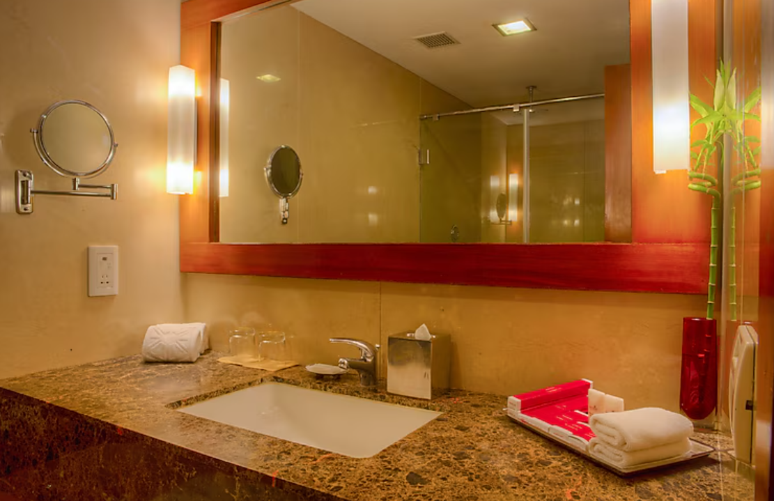 Gateway Nashik Superior Room Queen Bed 6