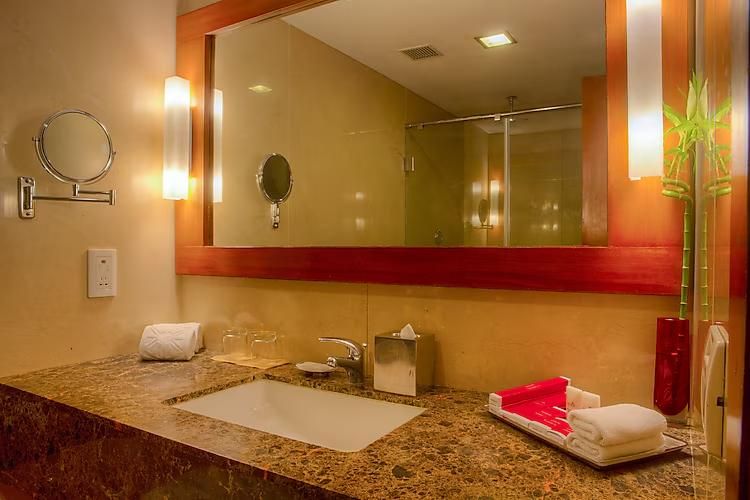 Executive Suite, 2 Bedrooms (1 Twin Bed and 1 King Bed)