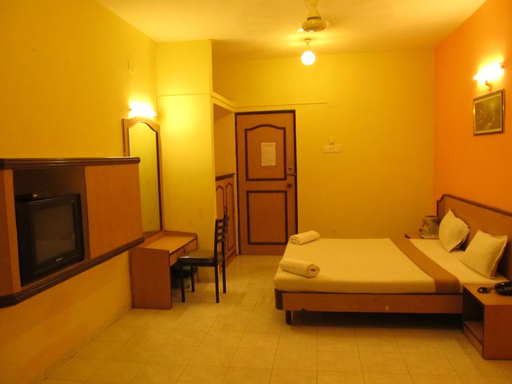 Hotel Brighton Deluxe AC Room Backview 5