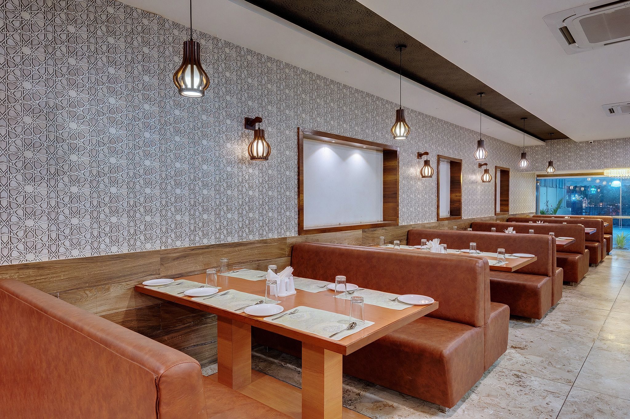 Food & Dining