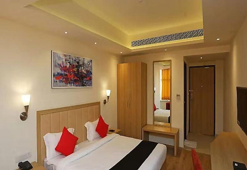 Surya Grand Deluxe Room 2