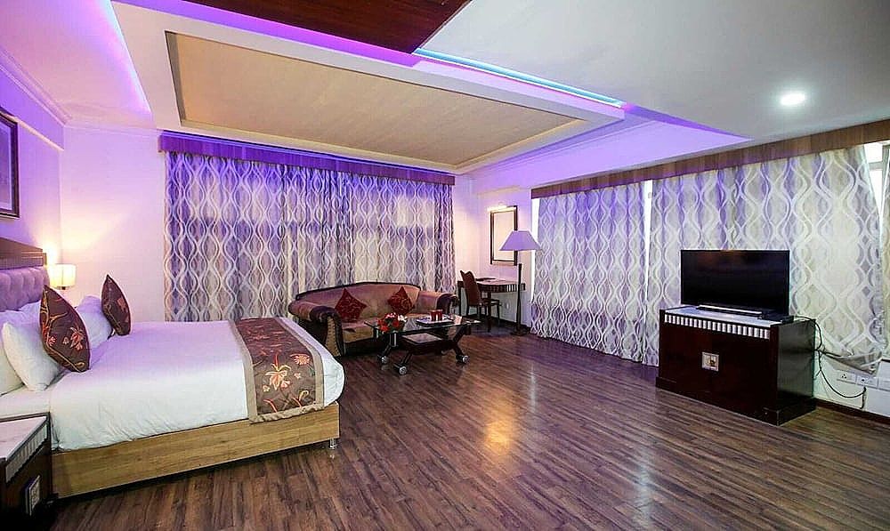 undefined Hotel The Residency 5