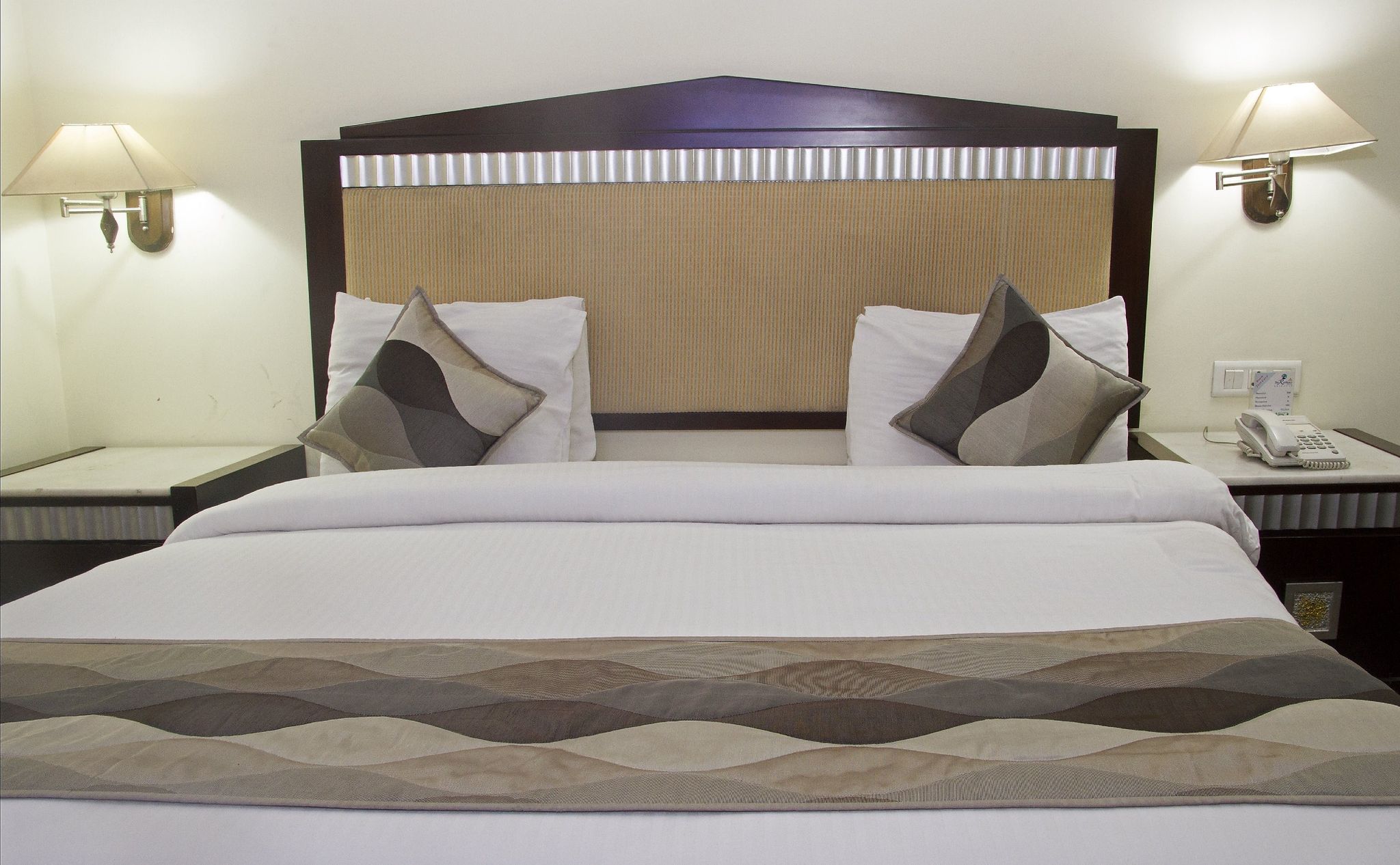 Hotel The Residency Deluxe Double City view