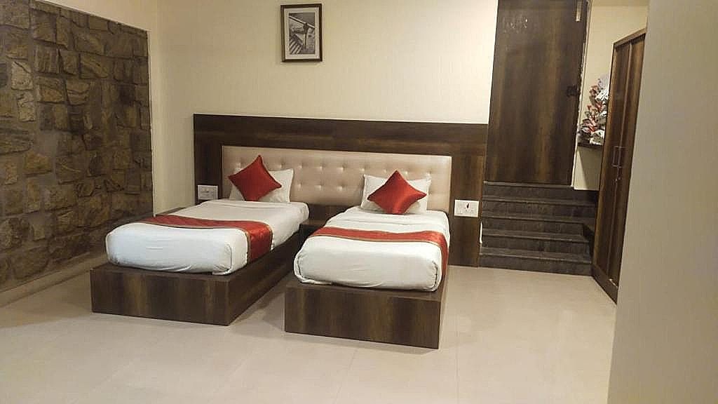 Treebo Cranberry Delight Executive Room 3