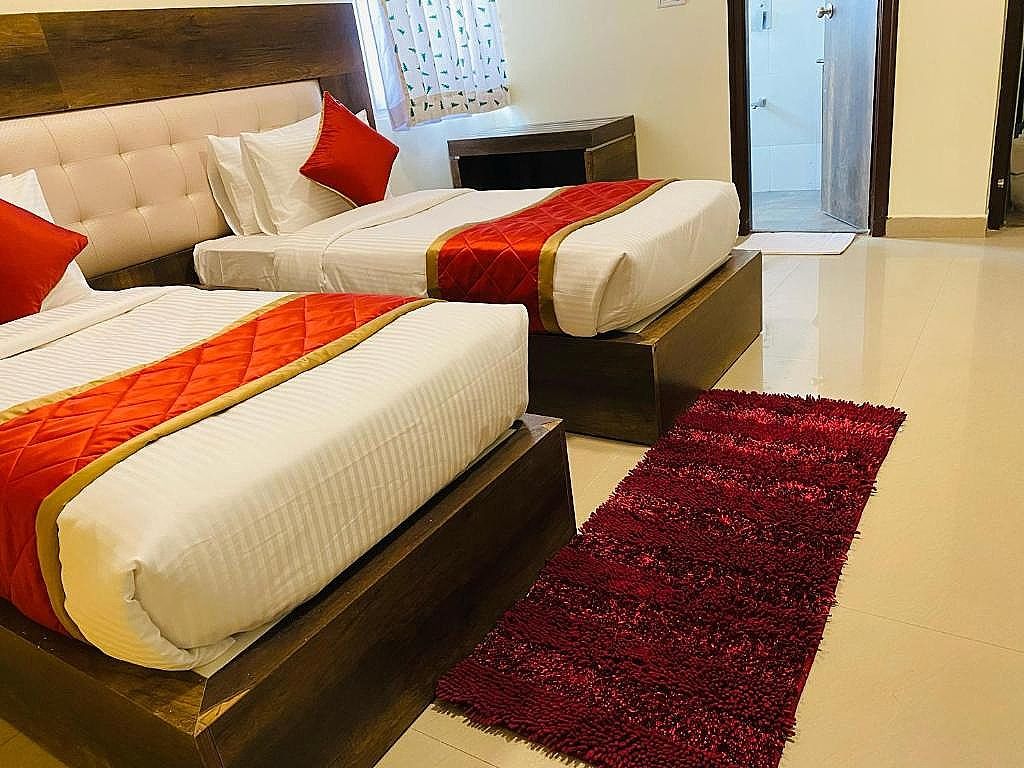 Treebo Cranberry Delight Executive Room 2