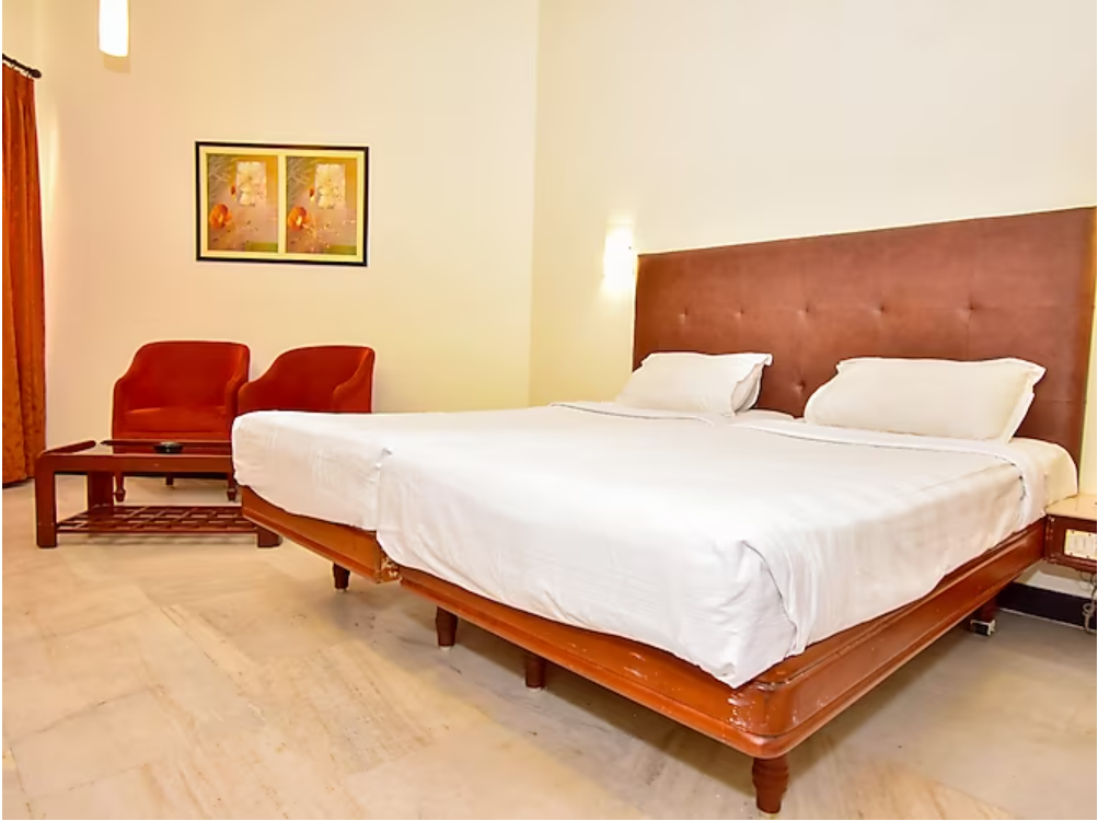 Hotel Jayaram City Centre Standard Room 9