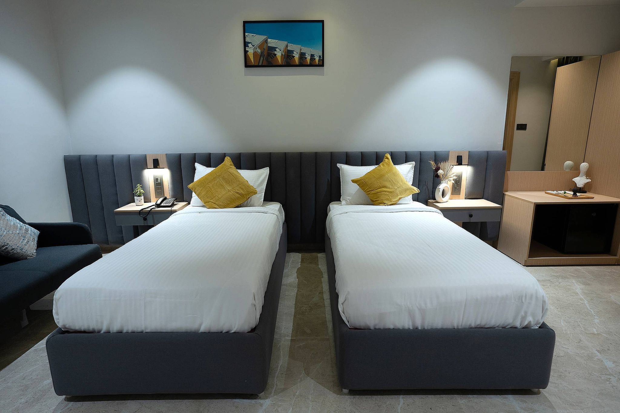 Premium Suite with Twin Bed