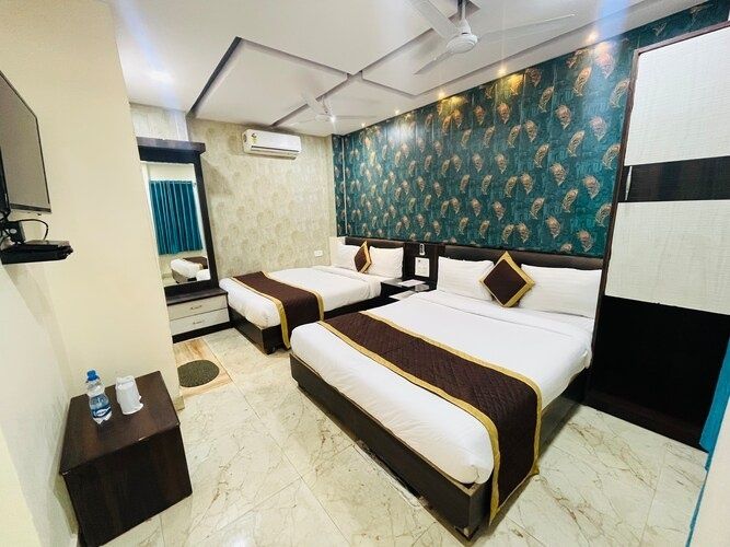 Family 4 Bed AC Room