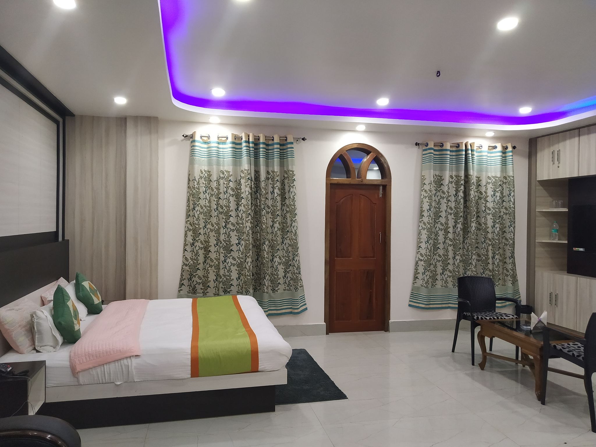 Executive Room