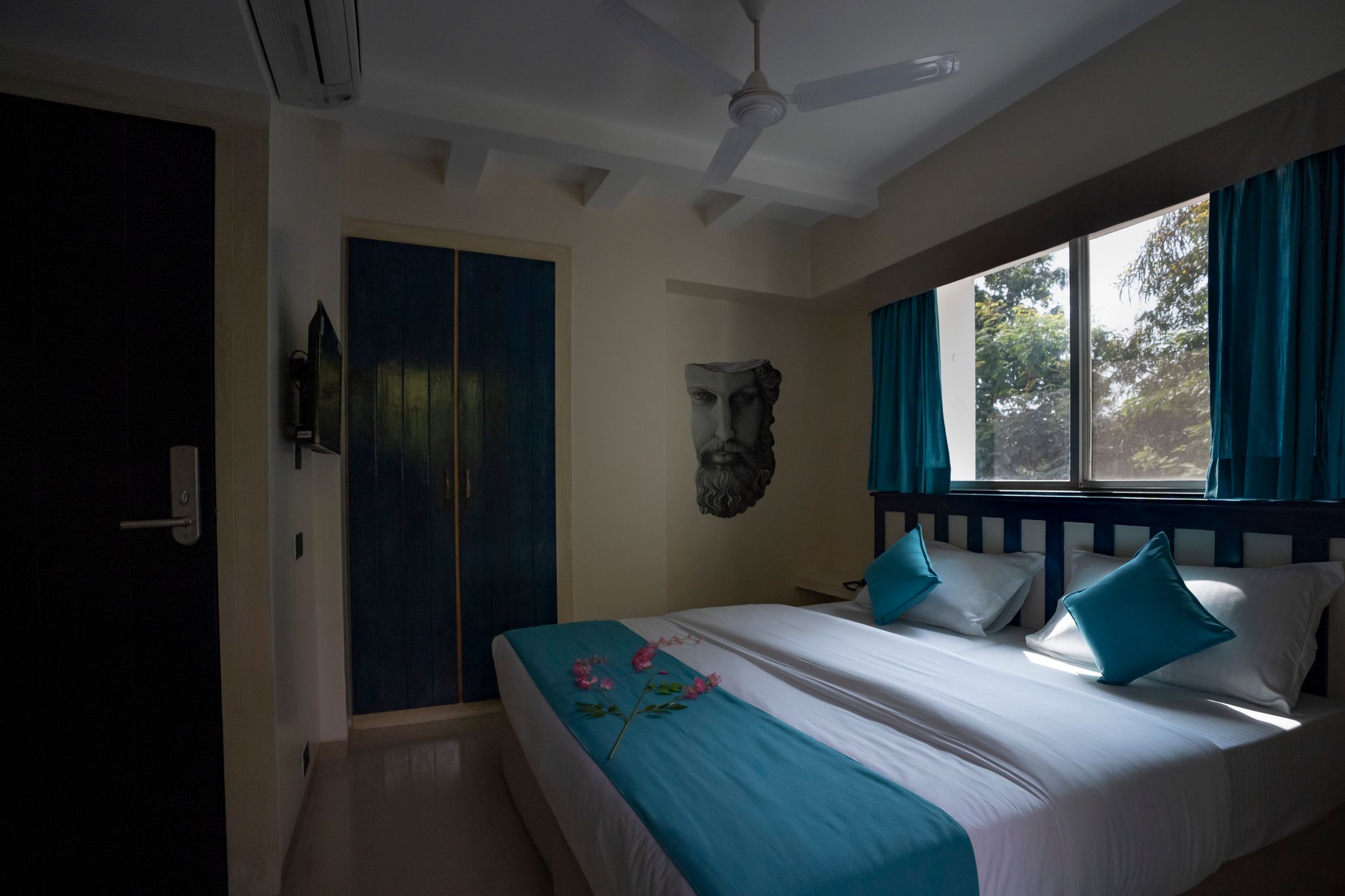 RA Residence Standard Room (1 Double Bed or 2 Twin Beds) 8