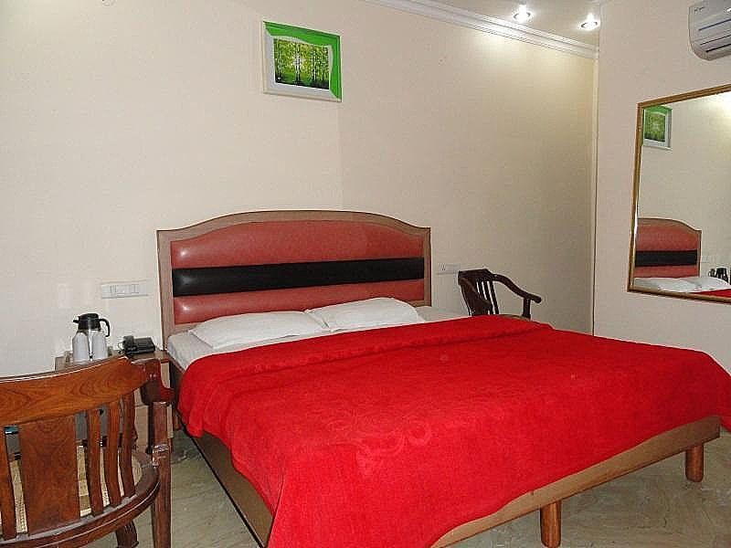 Grand Deluxe Room