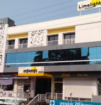  Hotel Limelight, Kudal