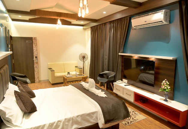  Hotel Limelight, Kudal Deluxe Suite AC Room 2
