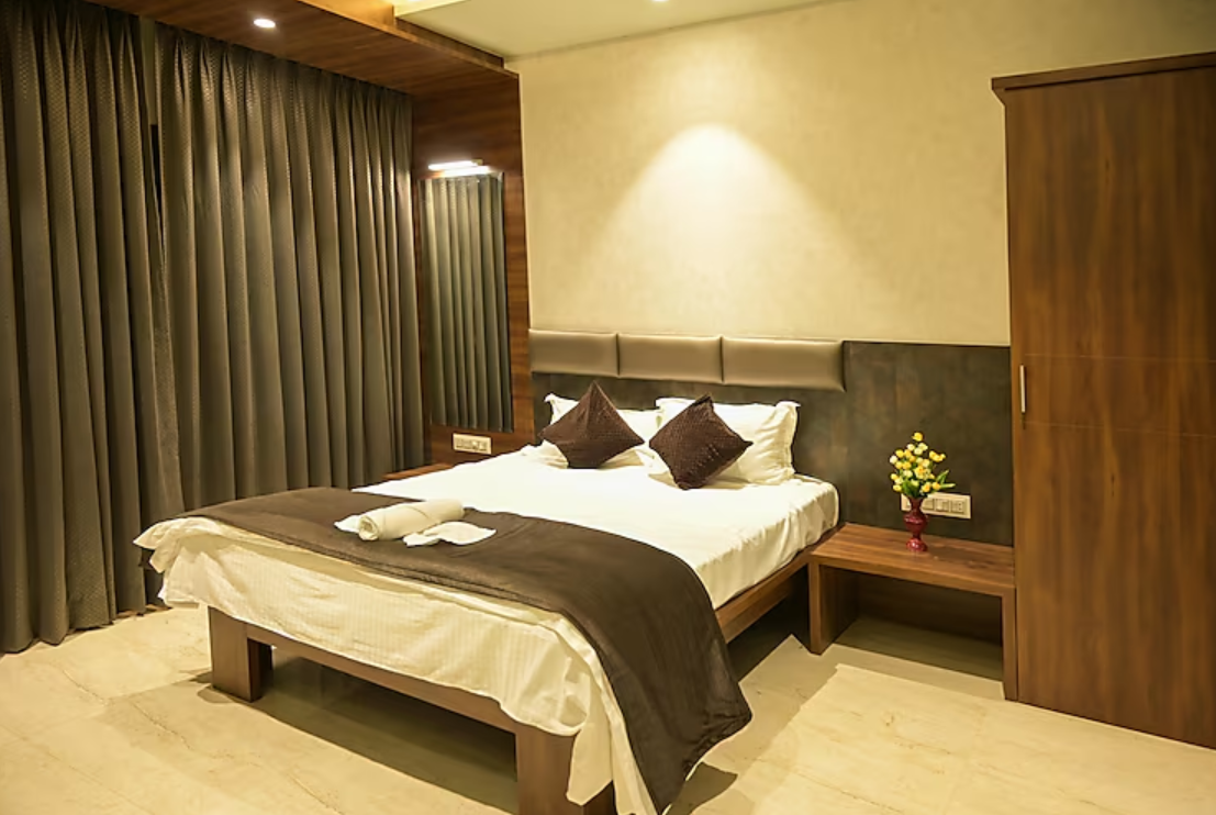  Hotel Limelight, Kudal Executive Non AC Room 2