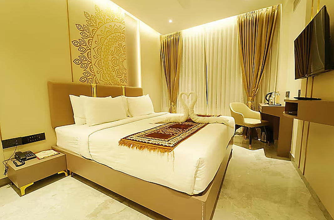 Yuvraj Le Royale 2 BED ACCORD AC 3