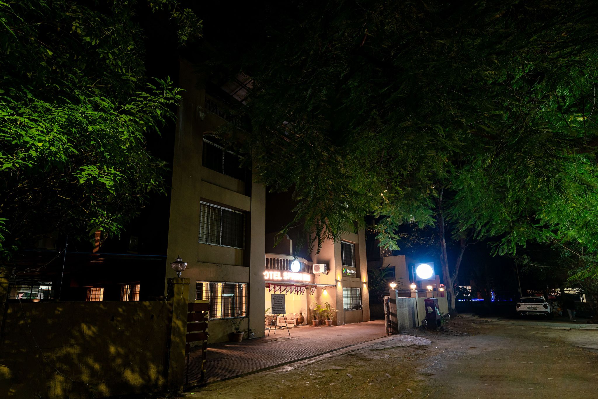 Hotel Exterior