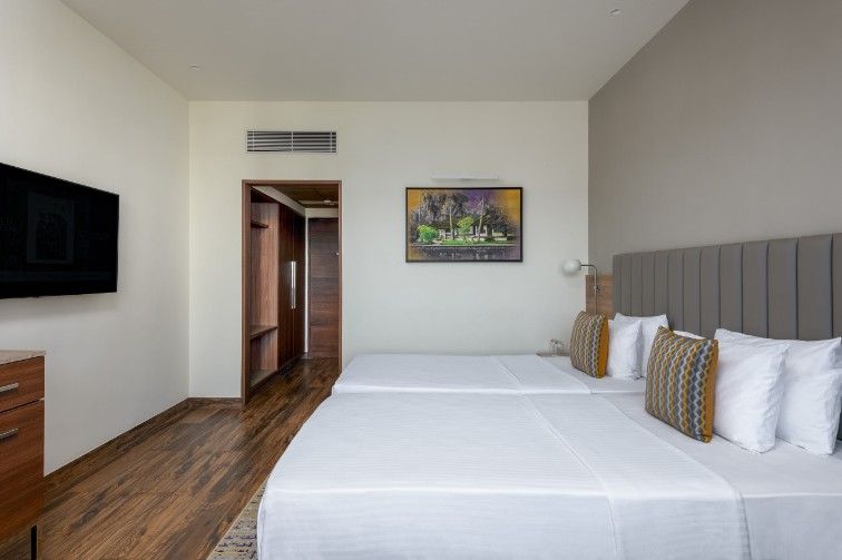 Deluxe Room Twin bed