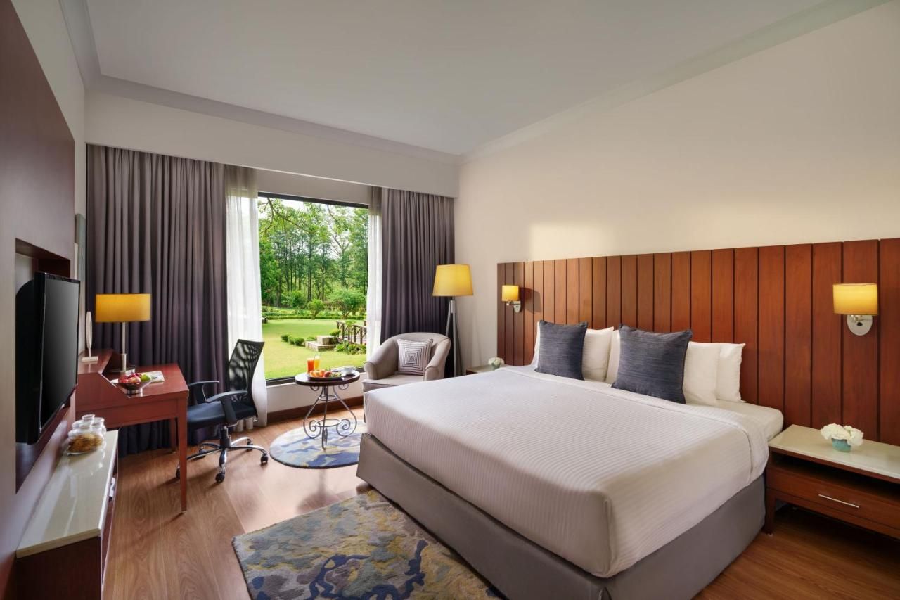 Premium Room King Bed