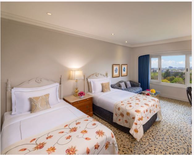 Superior Room Twin Bed Diplomatic Enclave View