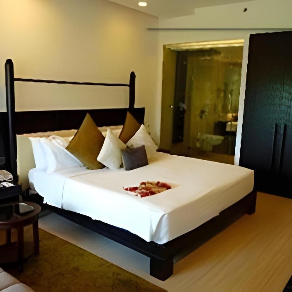 Gateway Varkala Superior Garden View Room Queen Bed 29