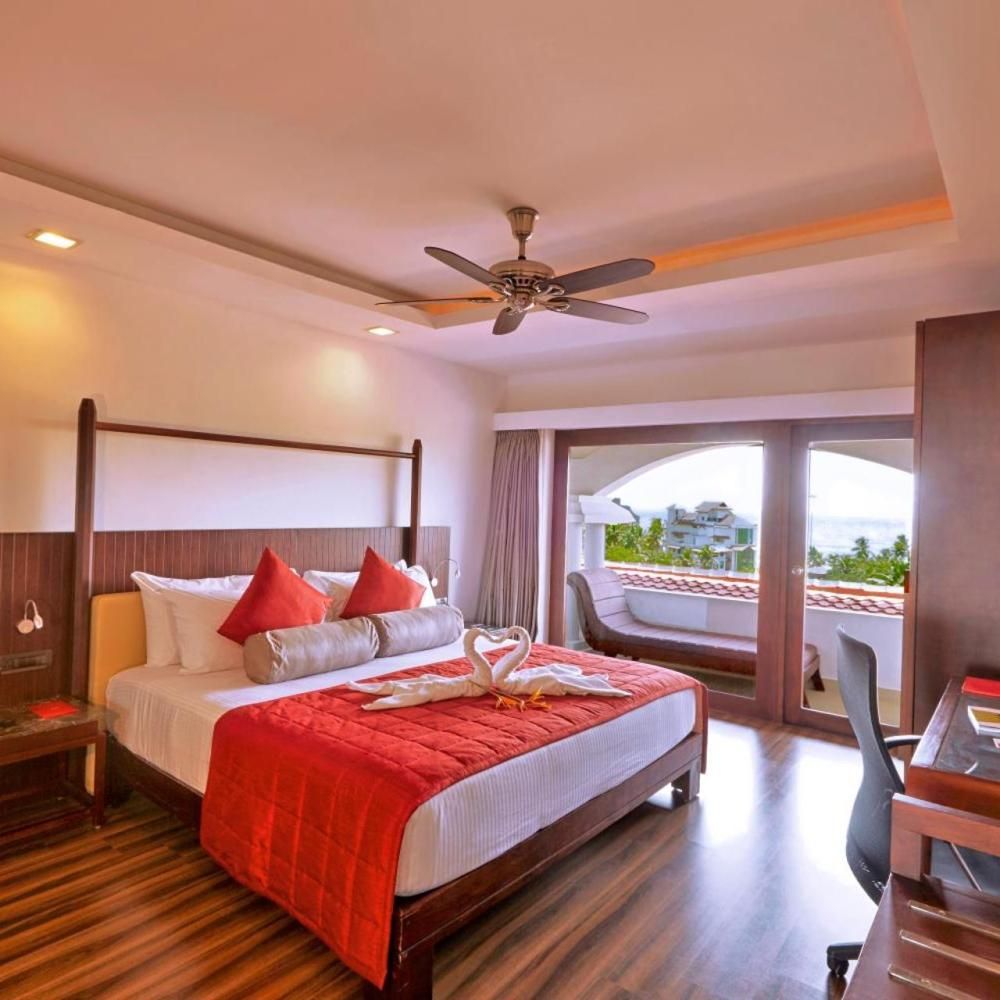 Superior Garden View Room Queen Bed