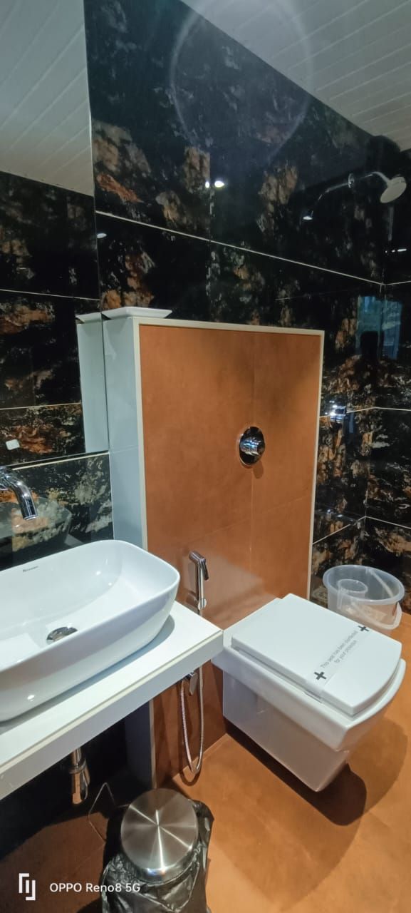 Hotel Pearl Residency Deluxe Double Room 4