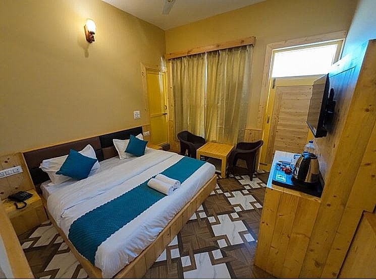 Ghar Bar Boutique Stay & Cafe Standard Hill View Rooms 3