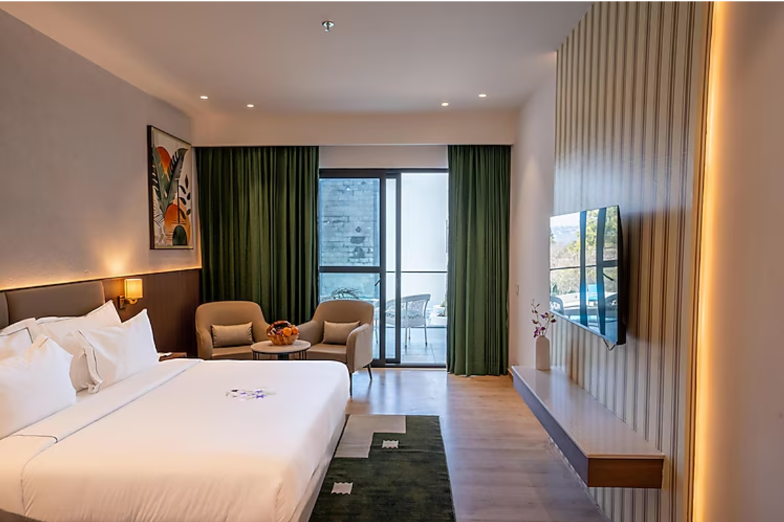 Velmore Kasauli Operated by Royal Orchid Hotel Ltd  Rosa Room With Private Balcony 3