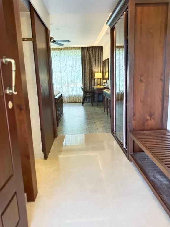 Caravel Window Sea Facing