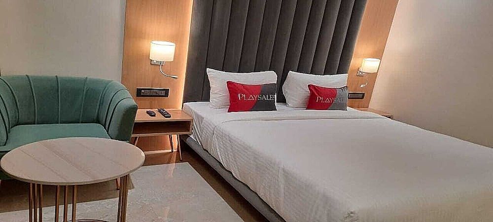 Playsales Scarlet Play Deluxe 9