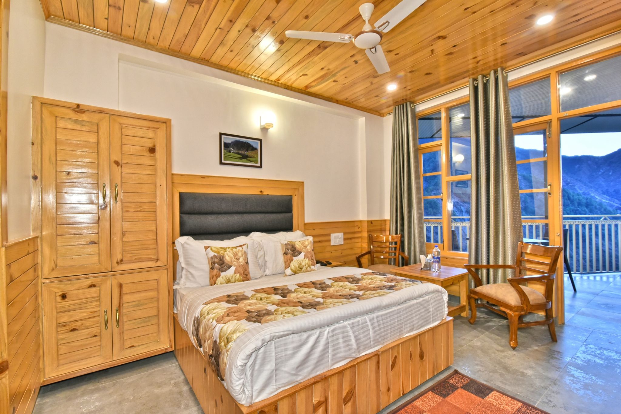 Hotel Sky Bhagsu Super Deluxe (Non AC)