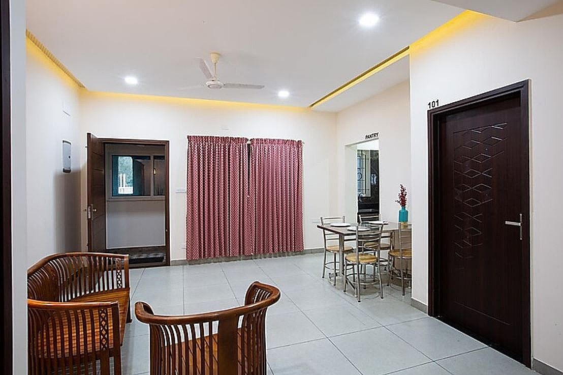 Sarvam Serviced Apartment Deluxe Room 3