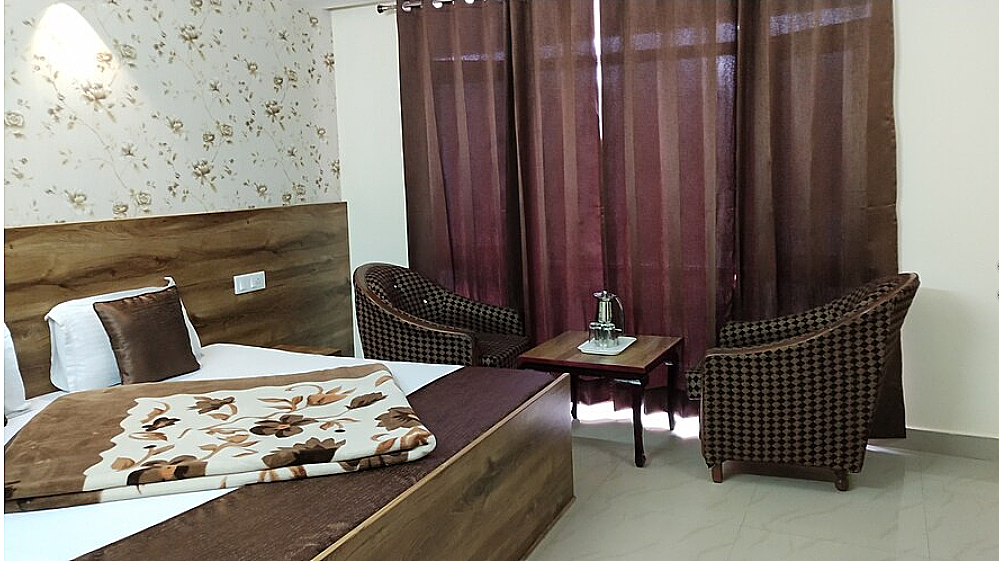 Hotel Sahima Deluxe Room 4