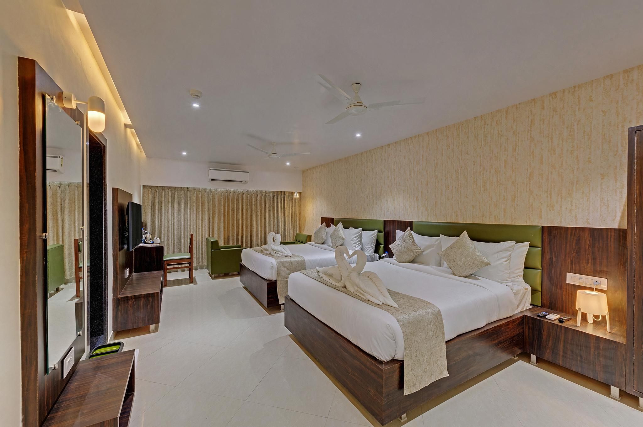 Grand Executive Room