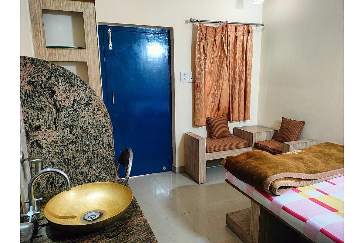 Rahul Guest House Standard Non AC Room 2