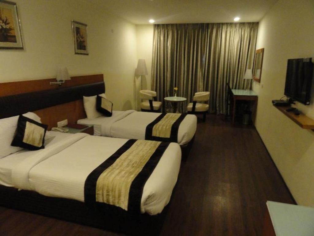 Deluxe Double or Twin Room