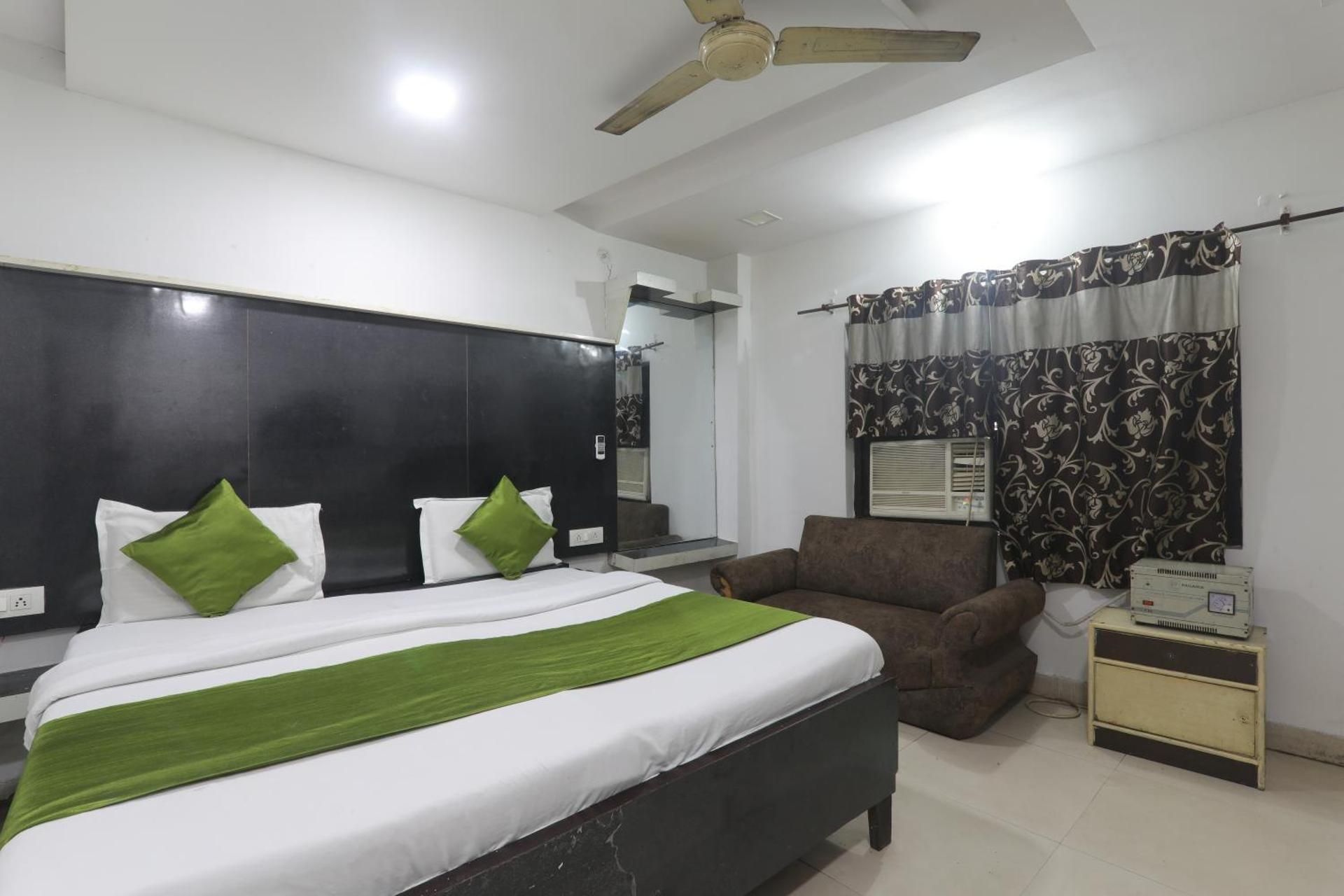 Executive Ac Room, Free High Speed Wifi