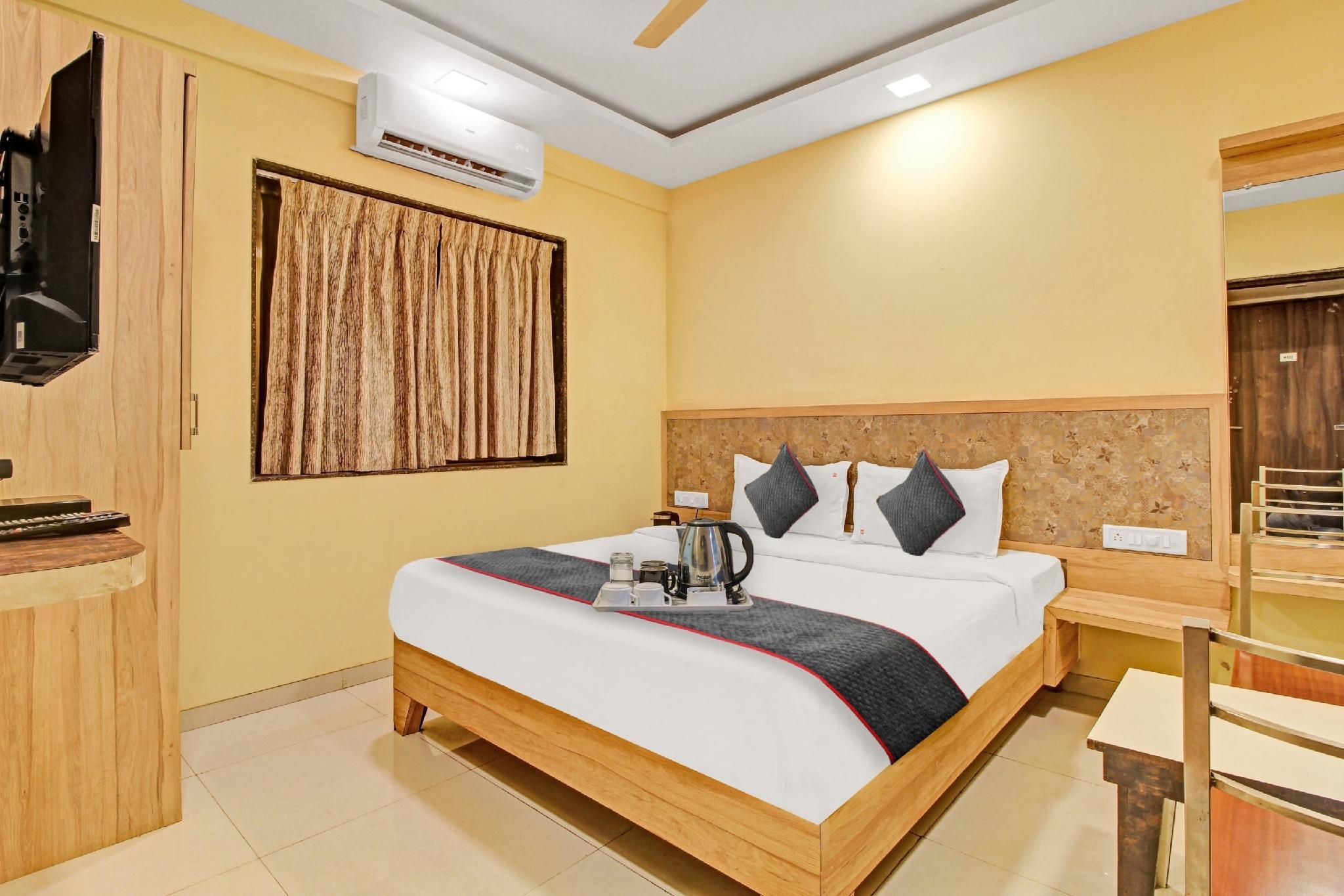 OYO Townhouse 701 Hotel Bright Plaza Classic Double or Twin 3