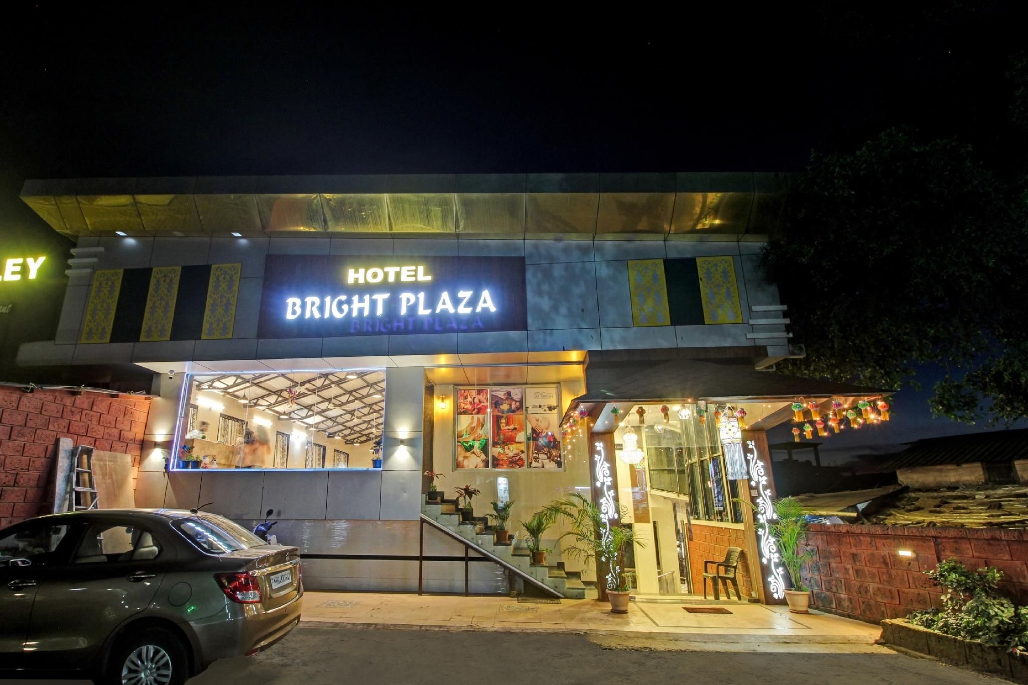 OYO Townhouse 701 Hotel Bright Plaza