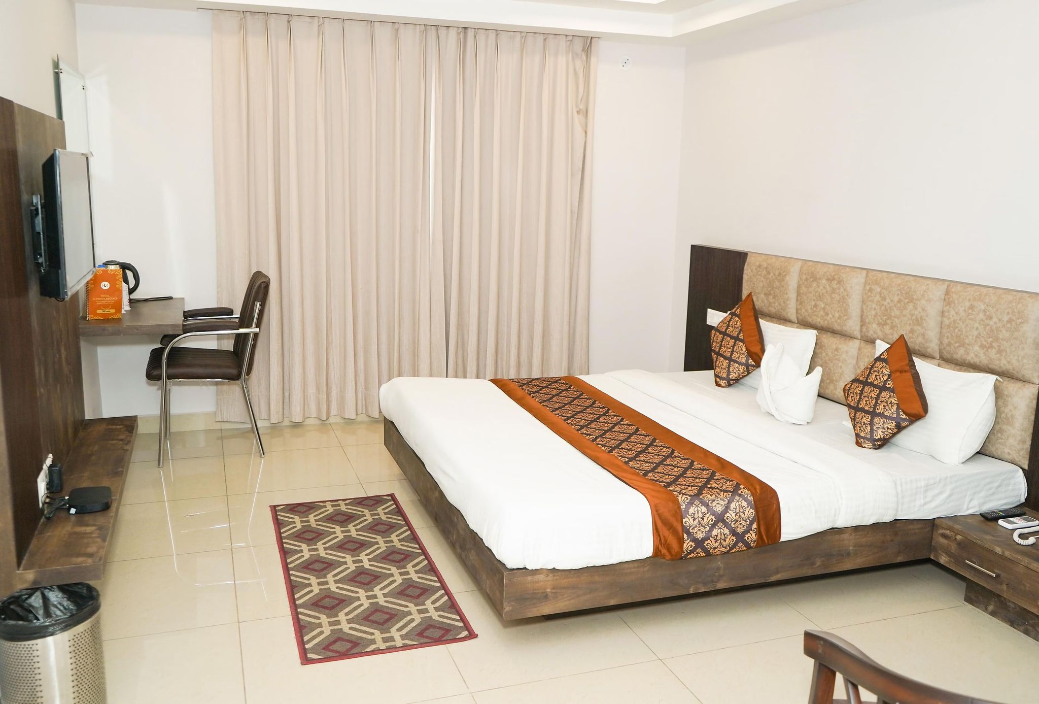 Hotel Ludhiana Regency Deluxe Room 2
