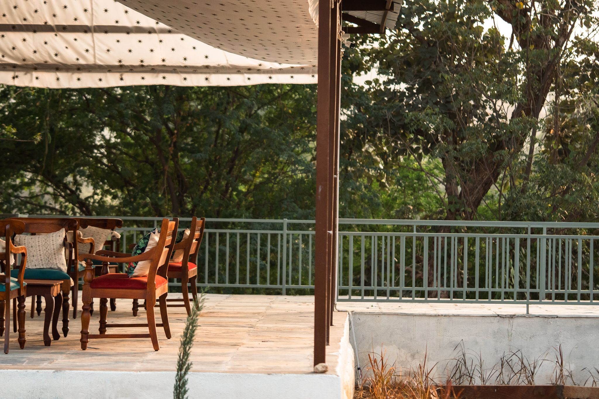 Riva Stays & Trails Deluxe Double Tent 6