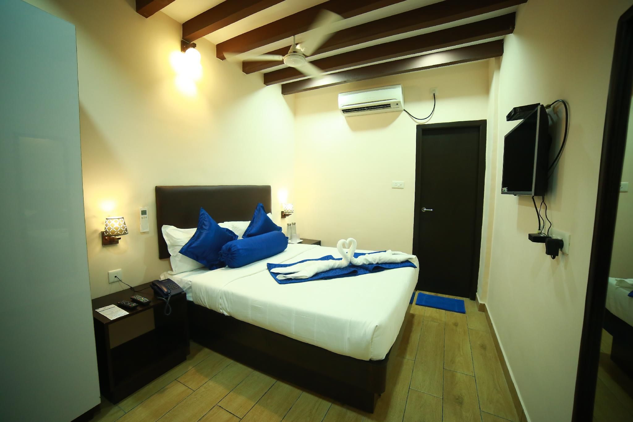 SAPPHIRE INN Standard Room Nonsmoking 3