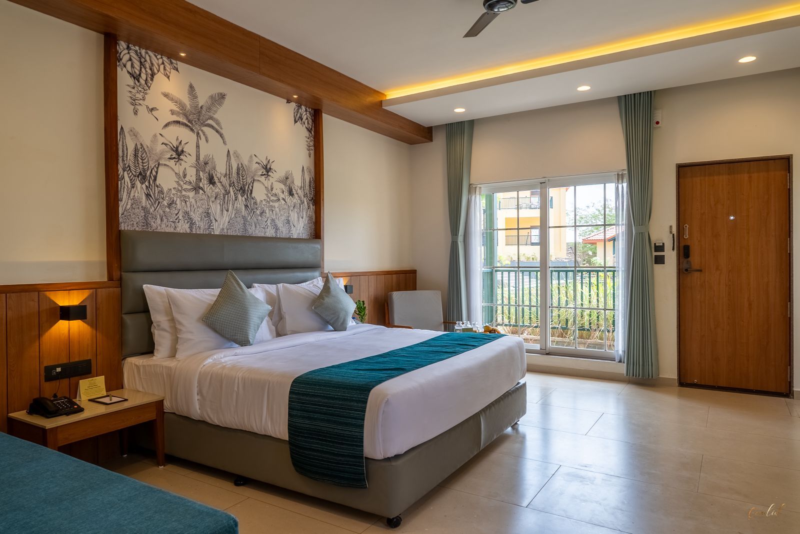 The Fern Wisteria Resort, Dhari Fern Classic Villa, 1 King Bed 2