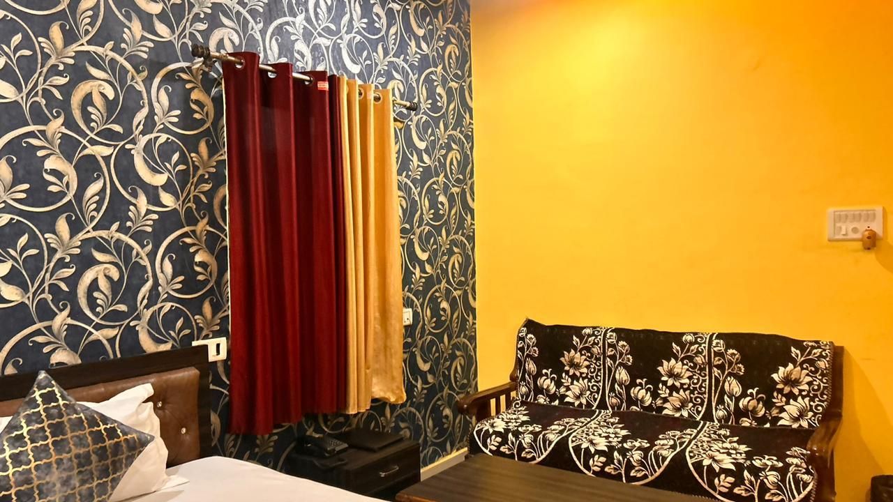 Deluxe Room City View