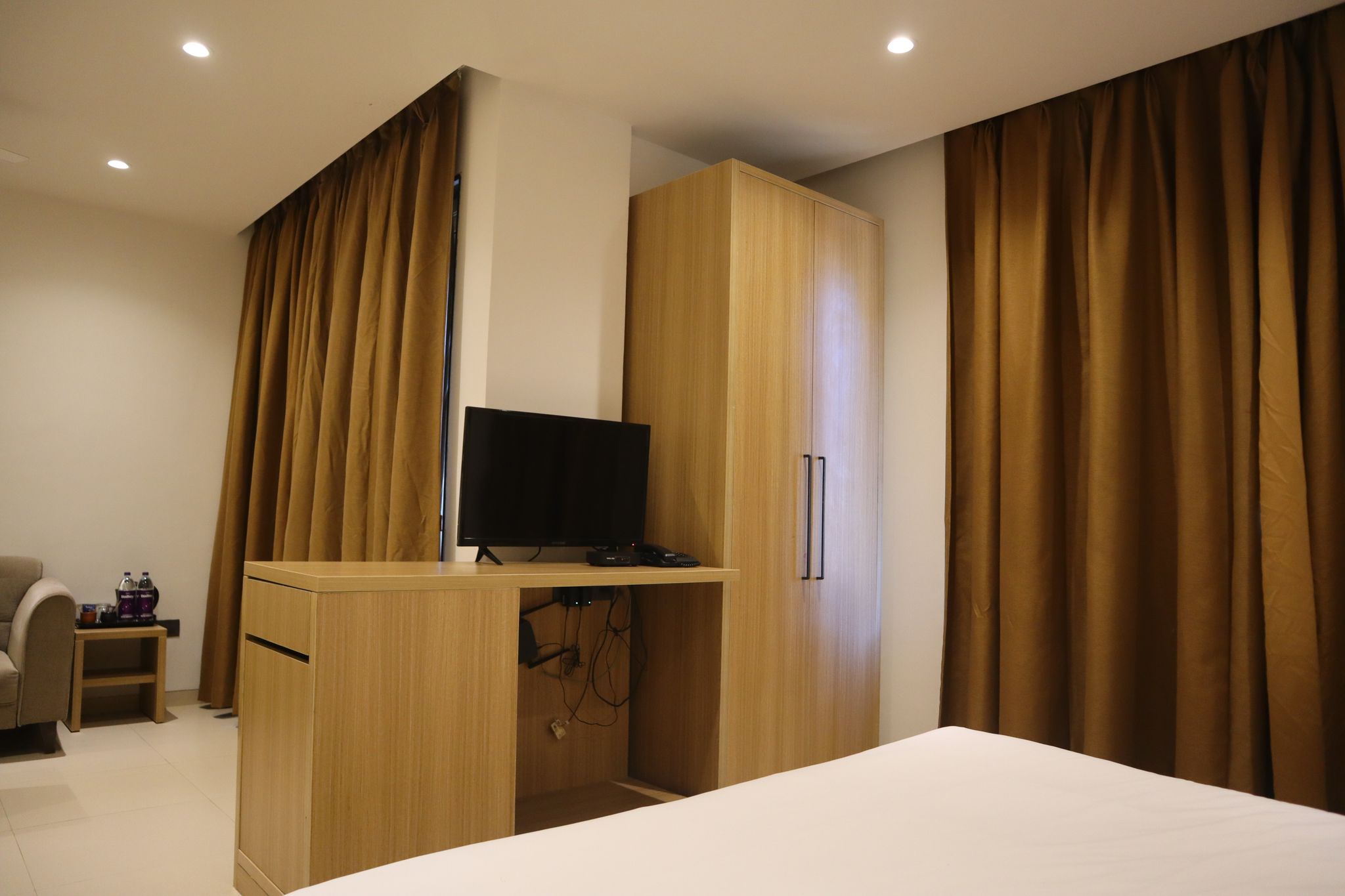 Mountain Shadow Resort Premium Suite Jungle View 6